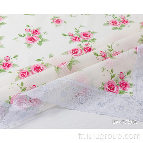 Nappe en PEVA avec bord en dentelle